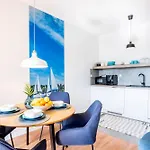 Perfect View - Widok W Ilawie Garaz Podziemny, Winda, Netflix Apartment