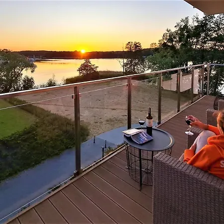 Perfect View - Widok W Ilawie Garaz Podziemny, Winda, Netflix Илава